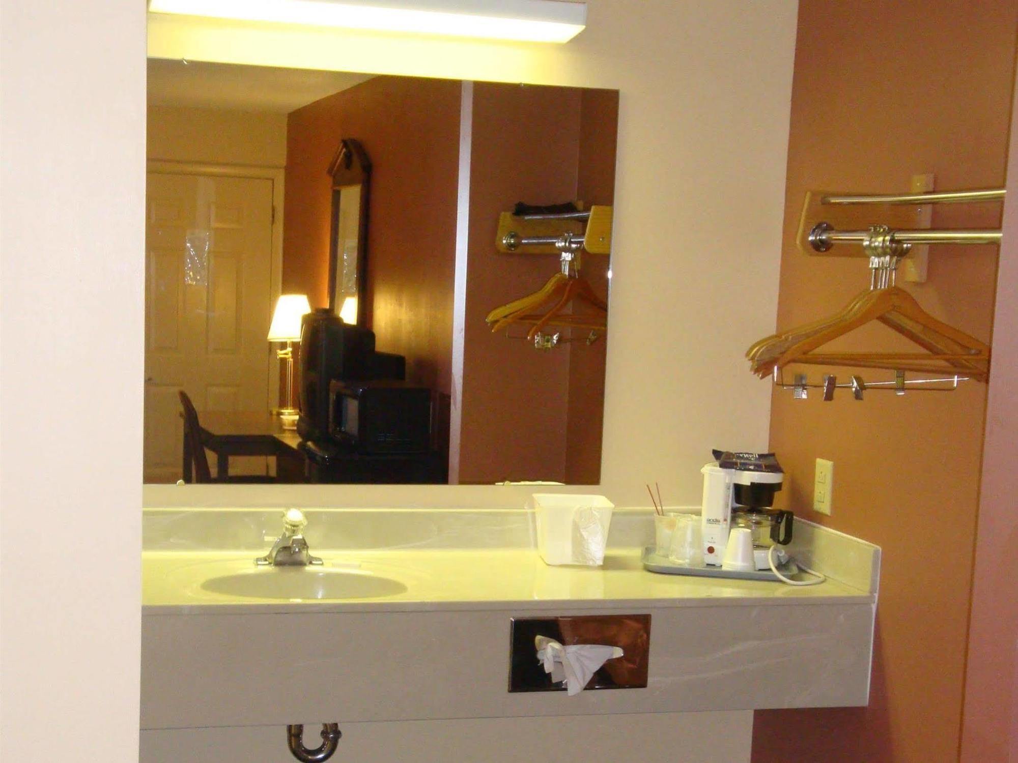 Wilmington Inn Екстериор снимка